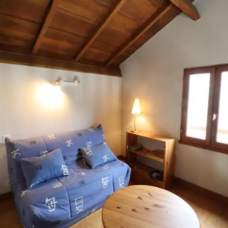 Maison De Charme Renovee Avec Jardin, Proche Du Lot Et Des Monts Du Cantal, Ideale Pour Activites Nature - Fr-1-742-72 Holiday home *